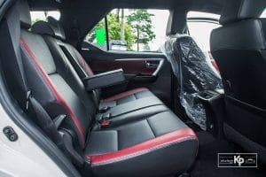 so-sanh-xe-vinfast-lux-sa2-0-2021-va-toyota-fortun-0d96