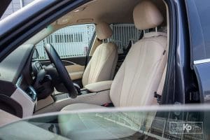 so-sanh-xe-vinfast-lux-sa2-0-2021-va-toyota-fortun-3e32