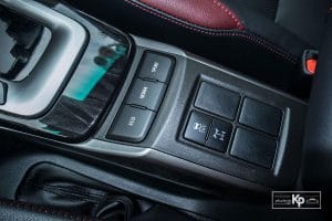 so-sanh-xe-vinfast-lux-sa2-0-2021-va-toyota-fortun-f60e