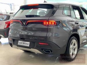 xe-vinfast-lux-sa-ban-cao-cap-mau-xam-neptune-grey