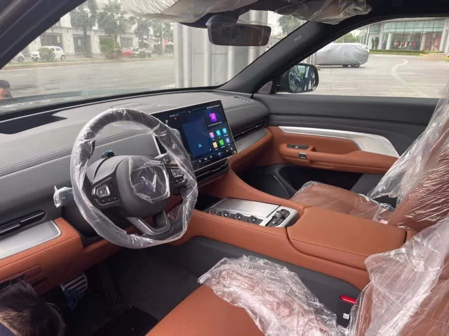 Nội thất màu nâu của xe Vinfast VF9