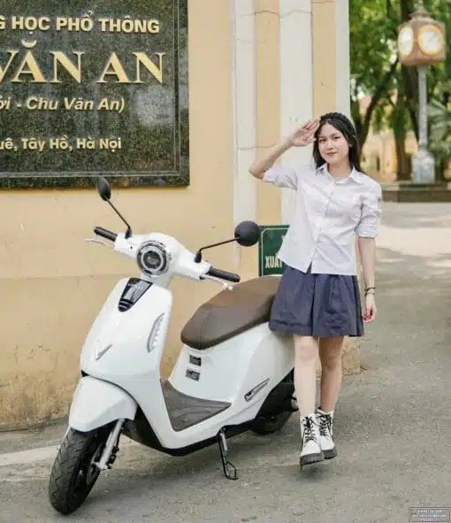 xe-vinfast-evo200-mau-trang_vinfastsaigon