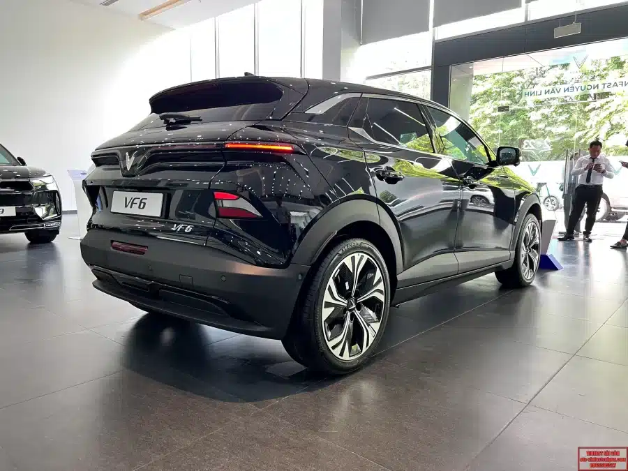 VinFast Lai Xuân Thịnh Võ Văn Kiệt – Showroom VinFast số 664 Võ Văn Kiệt - 4 - VinFast Sài Gòn z4812590734197_4d6f72d798ba734895664fe1abf405ca_oto-vinfastsaigon.com_-scaled