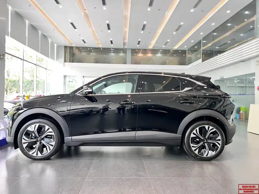 VinFast Kim Sơn Bình Thạnh – Showroom VinFast số 182-186 Quốc lộ 13 - 4 - VinFast Sài Gòn z4812590918938_8e158136d80691c933bafac8b1d48ee8_oto-vinfastsaigon.com_-scaled