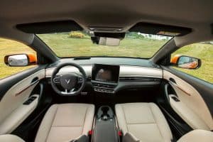 so-sanh-vinfast-vf6-va-mazda-cx5-101JJNtZ