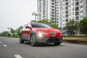 so-sanh-vinfast-vf6-va-toyota-yaris-cross-11YovUpl