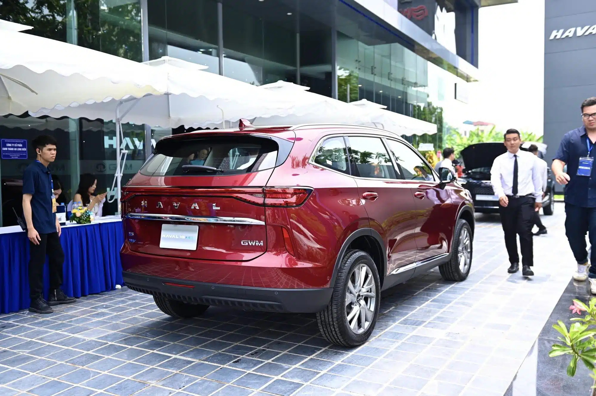 So sánh VinFast VF7 và Haval H6 - Nên chọn xe nào? - 23 - VinFast Sài Gòn