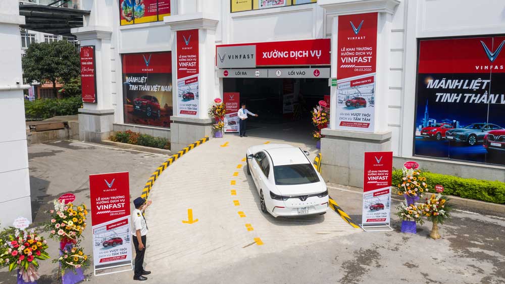 Xưởng dịch vụ tại VinFast Kon Tum TTTM Vincom Plaza showroom