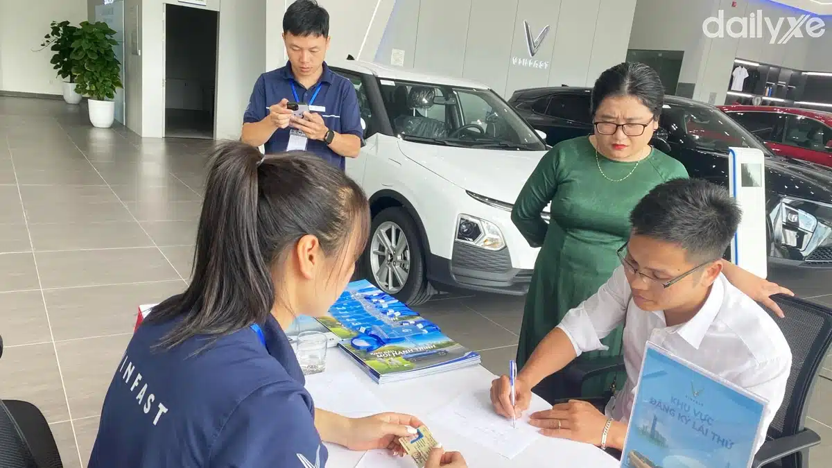 Showroom VinFast Kon Tum tại TTTM Vincom Plaza Kon Tum - 20 - VinFast Sài Gòn