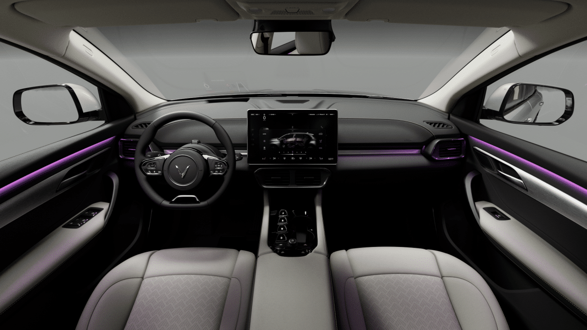 Nội thất và tính năng tiện nghi bên trong của VinFast VF8 So sánh Audi Q5