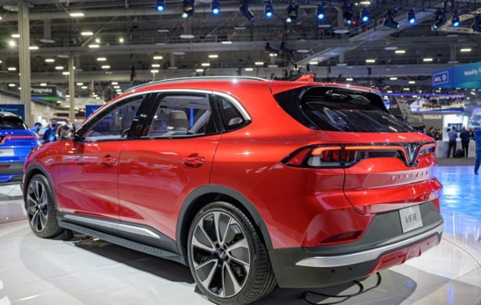 Kích thước tổng thể của VF8 và Audi Q5 so sánh VinFast