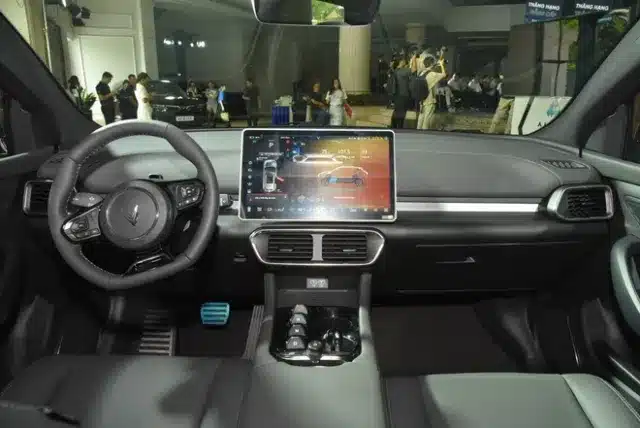 So sánh VinFast VF8 và Audi Q8 e-tron: Lựa chọn SUV điện tốt nhất dành cho bạn - 21 - VinFast Sài Gòn