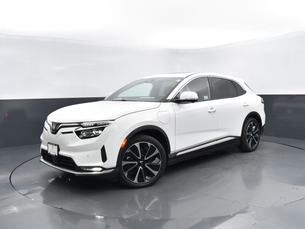 Kích thước và thiết kế của VinFast VF8 và Volvo XC60 so sánh