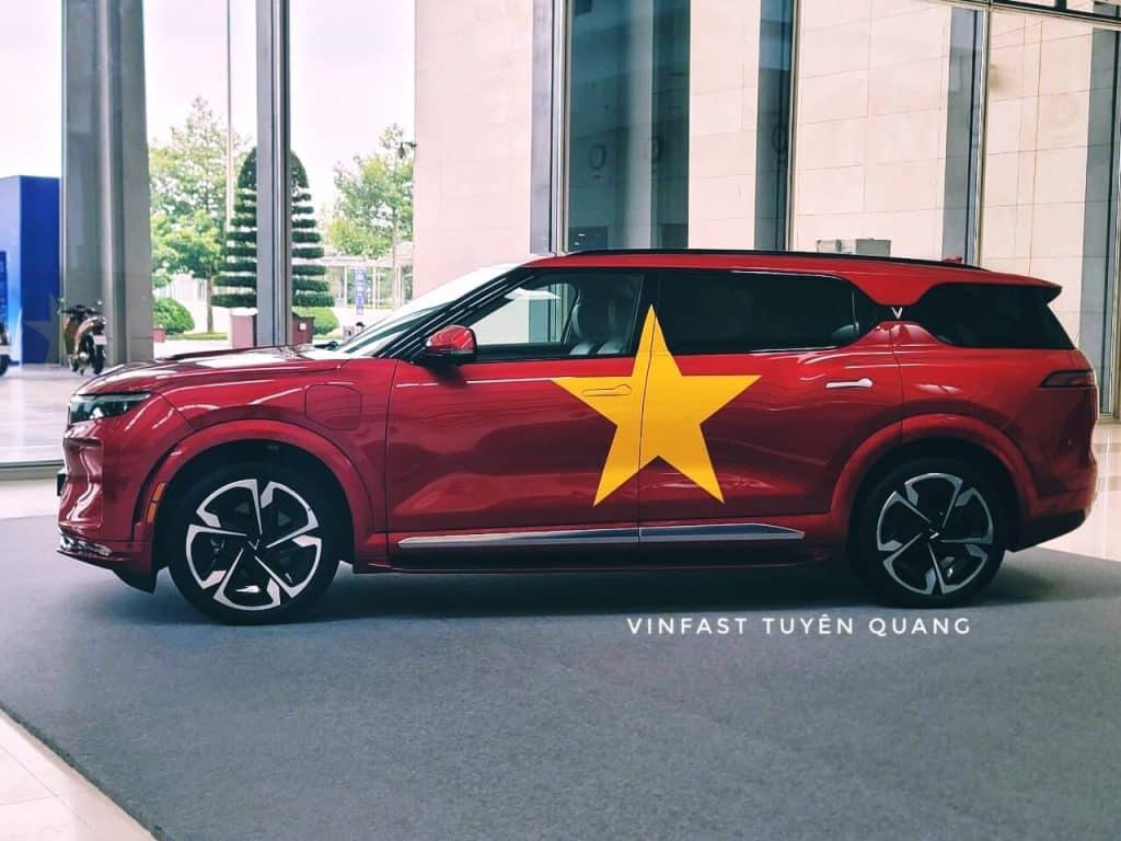 Kích thước và thiết kế của VinFast VF9 Ford Explorer so sánh