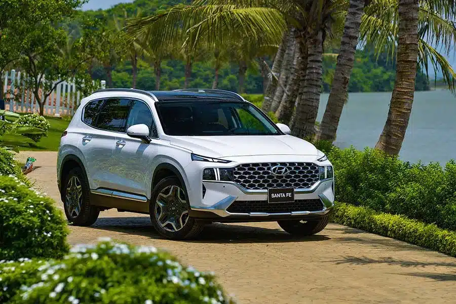 So sánh VinFast VF9 và Hyundai Santa Fe: Lựa chọn SUV lý tưởng - 17 - VinFast Sài Gòn