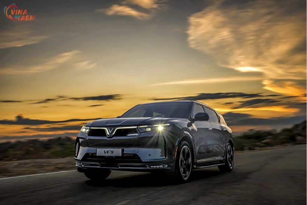 So sánh chi phí bảo trì, bảo dưỡng của VinFast VF9 và Toyota Land Cruiser Prado