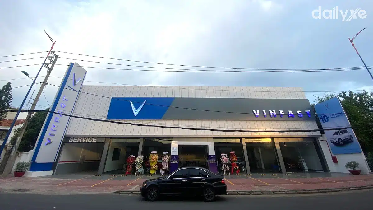 VinFast Đông Sài Gòn Trường Chinh - Showroom và Xưởng Dịch Vụ VinFast Đông Sài Gòn trên đường Trường Chinh chính hãng tại thành phố Hồ Chí Minh - 17 - VinFast Sài Gòn