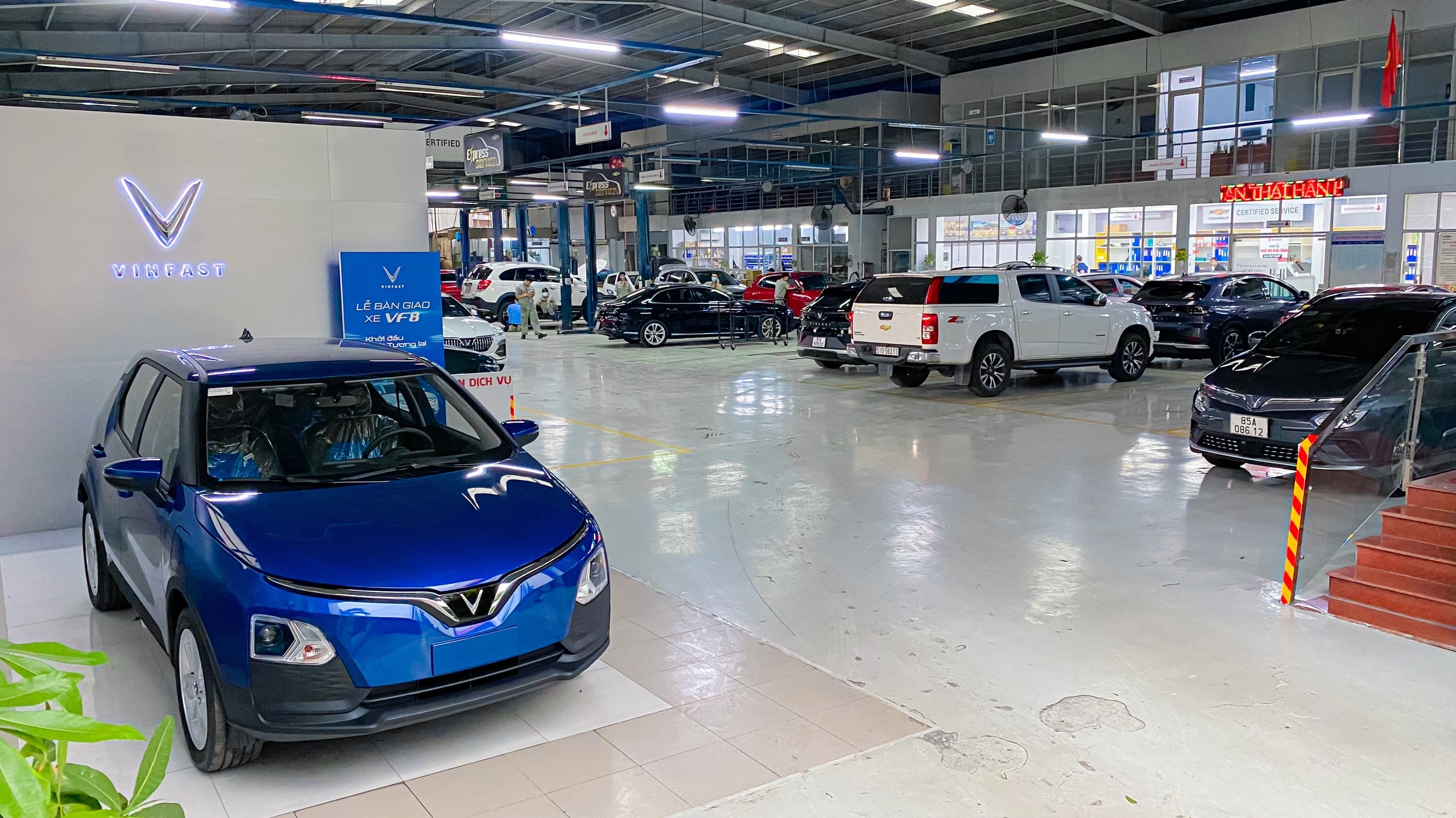 Dịch vụ bảo hành, bảo dưỡng và sửa chữa chính hãng của VinFast An Thái Kinh Dương Vương - showroom xưởng được ủy quyền tại thành phố Hồ Chí Minh