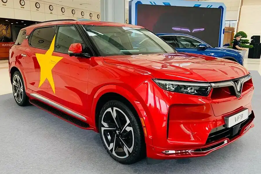 Vinfast VF9 1 lần sạc đầy đi được bao nhiêu km? VF9 đi 100km hết bao nhiêu tiền điện ? - 11 - VinFast Sài Gòn