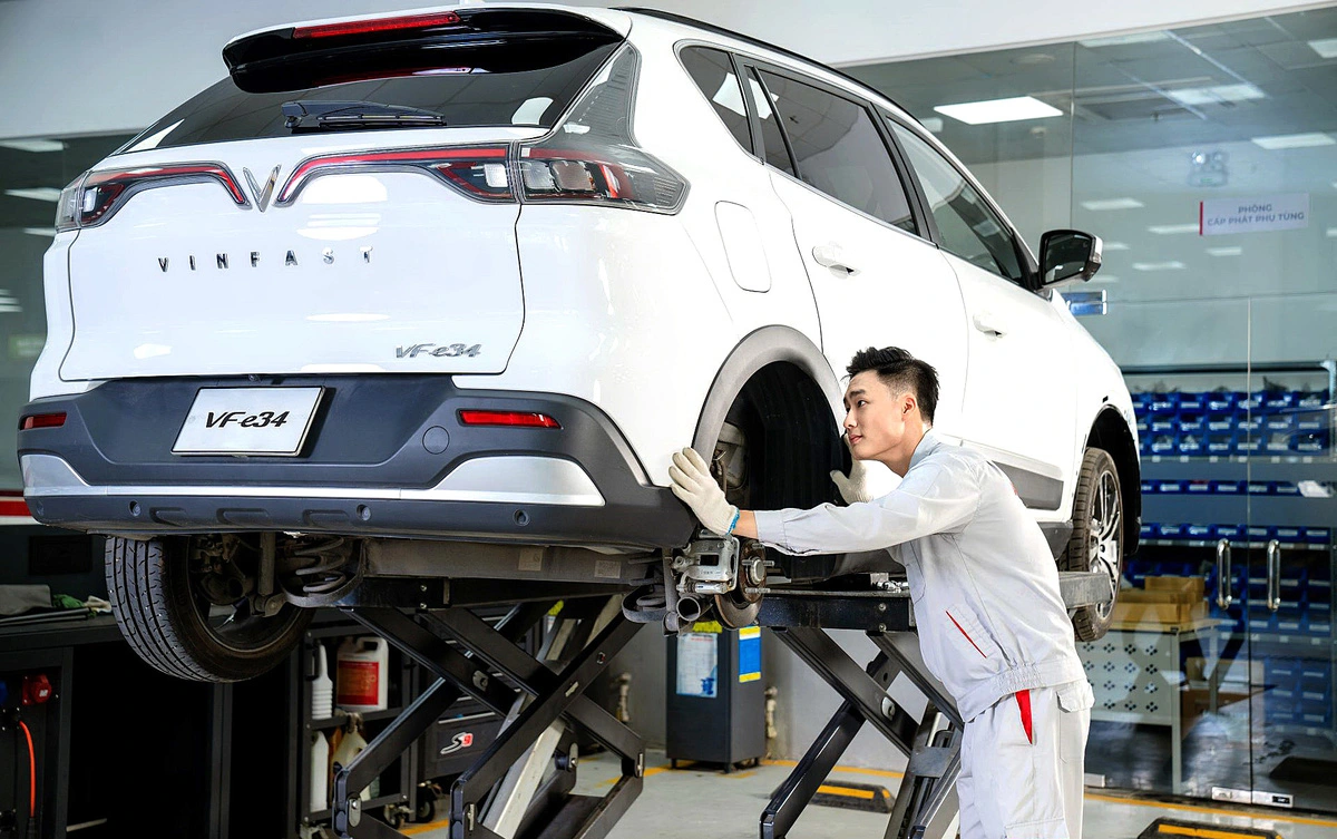 Mục đích và tầm quan trọng của giấy khai đăng ký 5 loại tờ bắt buộc khi xe vinfast chính sách corporate 2025