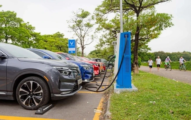 Combo ưu đãi VinFast: Giảm giá + Miễn phí sạc đến 2027 cho đối tác doanh nghiệp - 12 - VinFast Sài Gòn