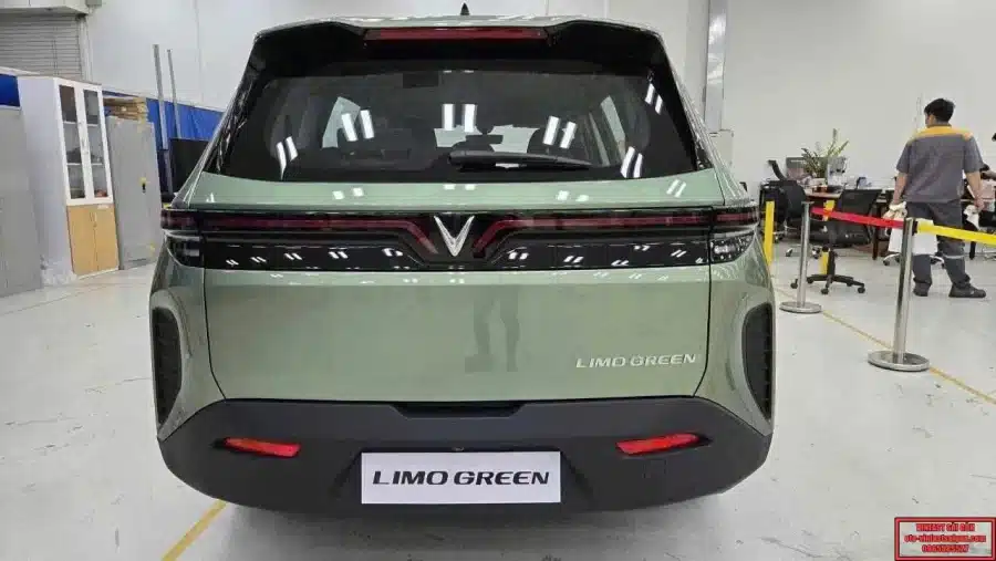 Giá Xe VinFast Limo Green 2025 - MPV Điện 7 Chỗ: Cập Nhật Bảng Giá Xe, Chương Trình Khuyến Mãi, Thông Số Kỹ Thuật & Các Thông Tin Chính Hãng Mới Nhất - 134 - VinFast Sài Gòn xe-vinfast-limo-xe-dien-7-cho-cua-vinfast_20250609-04_vinfast-sai-gon_oto-vinfastsaigon.com_