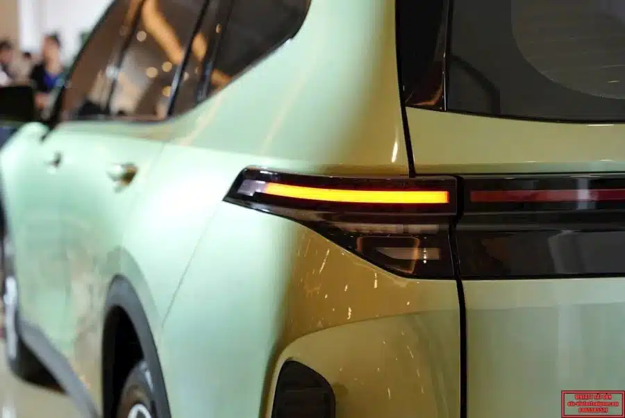 Giá Xe VinFast Limo Green 2025 - MPV Điện 7 Chỗ: Cập Nhật Bảng Giá Xe, Chương Trình Khuyến Mãi, Thông Số Kỹ Thuật & Các Thông Tin Chính Hãng Mới Nhất - 125 - VinFast Sài Gòn xe-vinfast-limo-xe-dien-7-cho-vinfast_20250609-14_vinfast-sai-gon_oto-vinfastsaigon.com_