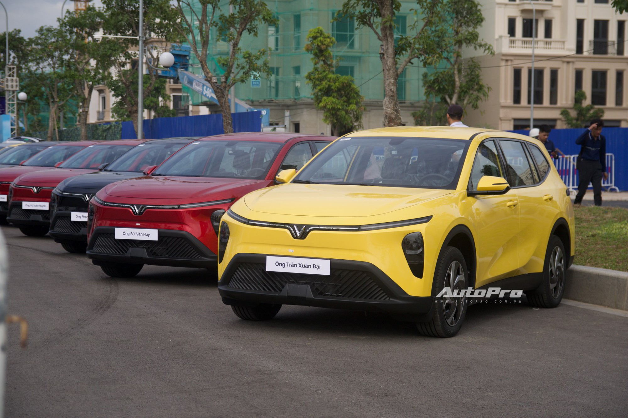 So sánh VinFast Limo và Mitsubishi Xpander - Lựa chọn hoàn hảo cho xe 7 chỗ - 21 - VinFast Sài Gòn